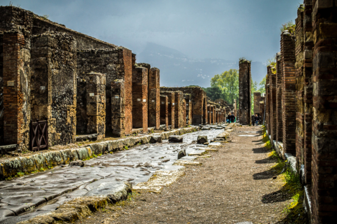 Pompeii ruins are really close to Naples. 